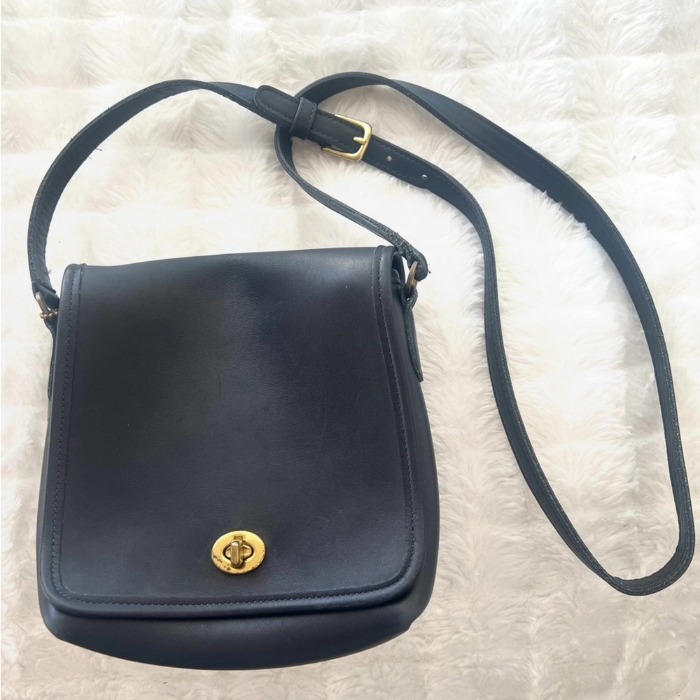 Authentic Coach Vintage crossbody Black Leather Bag Y2K